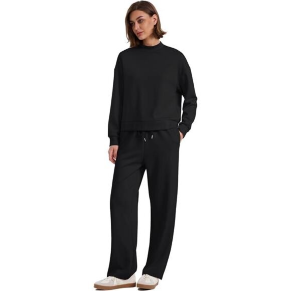 Cozy Two-Piece Lounge Set – Mock Neck Top & Wide Leg Pants for Women - Picture 4 of 6